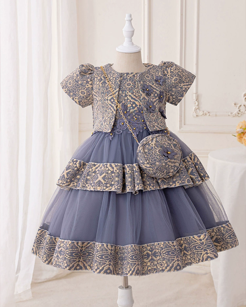 🎀Textured Elegance: Jacquard & Lace Two-Piece Gown✨