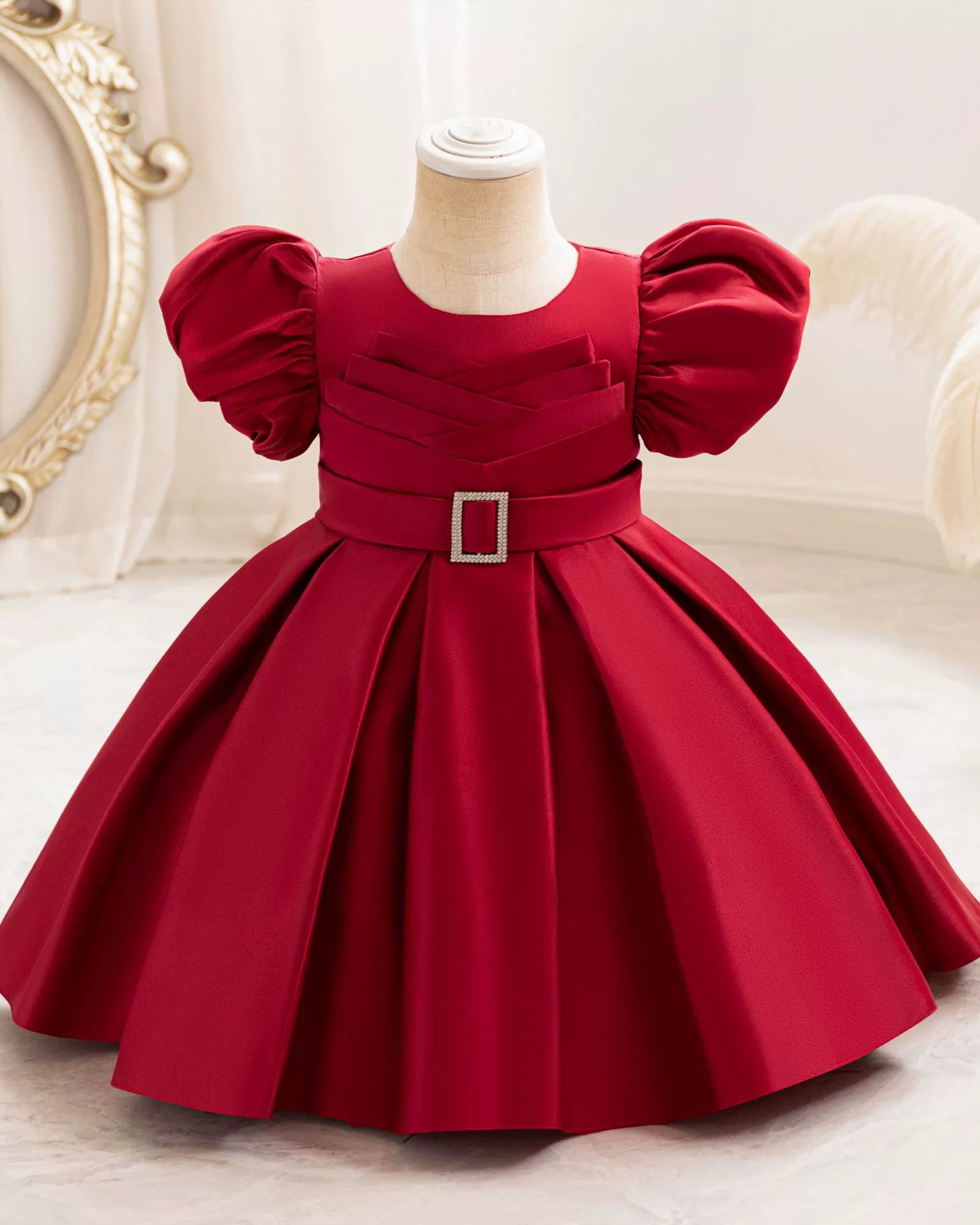 🌹Satin Dress – Tiered Neckline & Puff Sleeves 🌹