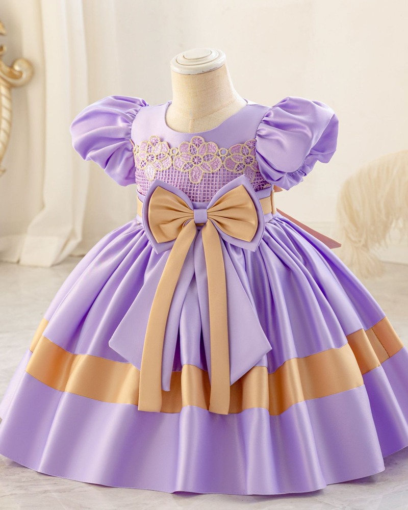 🌸Contrast Bow Princess Dress – Floral Cutout Details 🌸