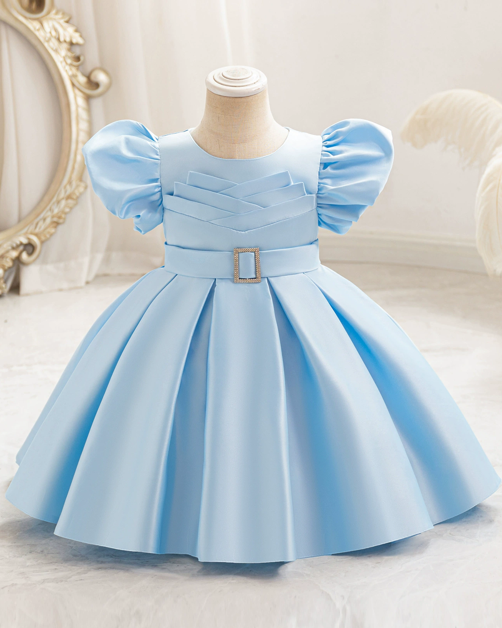 🌹Satin Dress – Tiered Neckline & Puff Sleeves 🌹