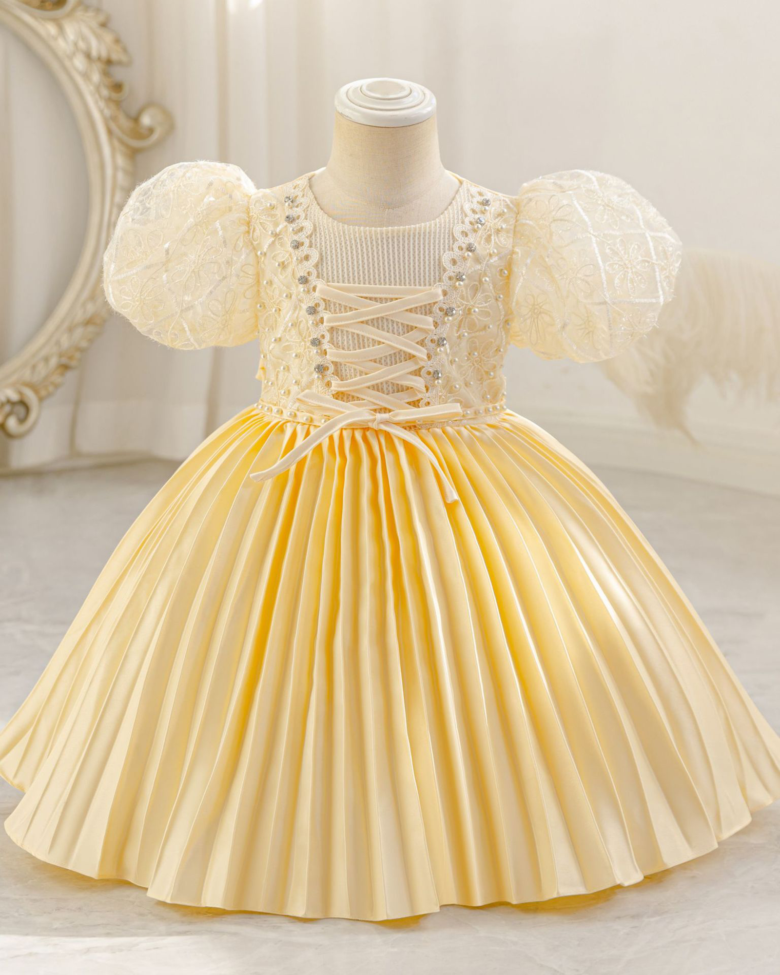 πΈ Lace & Satin Dress β Puff Sleeve Charm πΈ