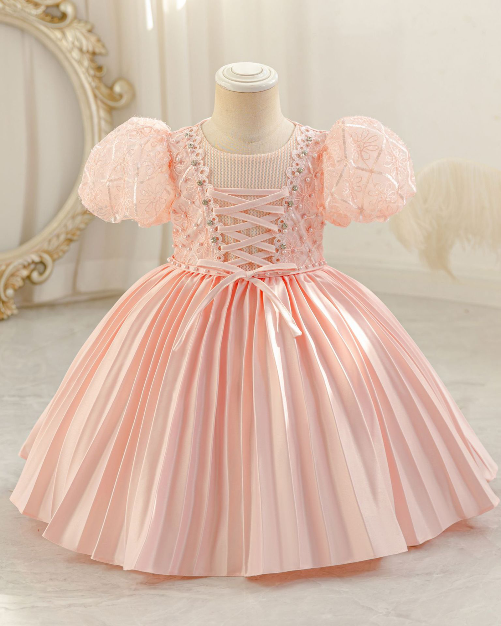 πΈ Lace & Satin Dress β Puff Sleeve Charm πΈ