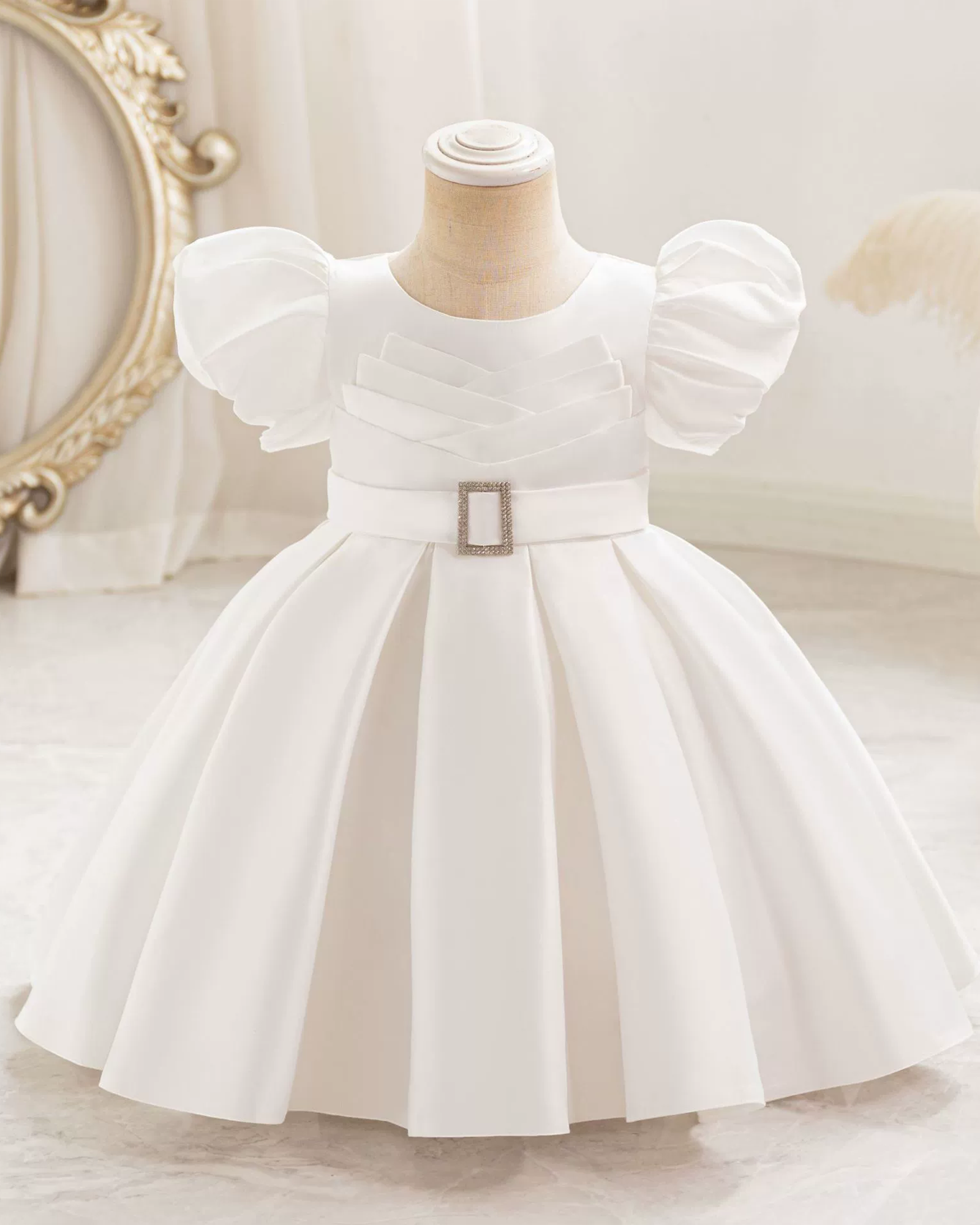 🌹Satin Dress – Tiered Neckline & Puff Sleeves 🌹