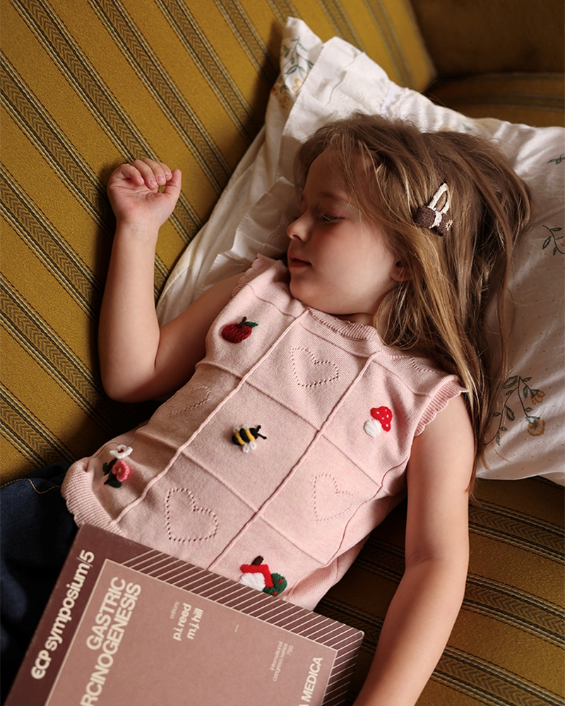 🐝 Enchanted Garden Knit Vest – Whimsy Woven In🐝