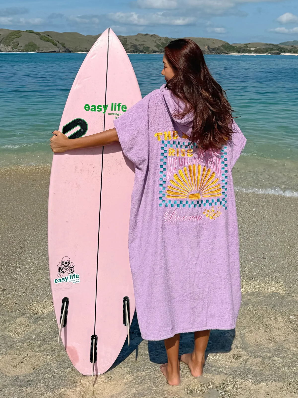 Quick-Dry Hooded Beach Towel Poncho Robe – Unisex Surf Changing Cloak, Soft Absorbent Terry, Embroidered Coastal Style
