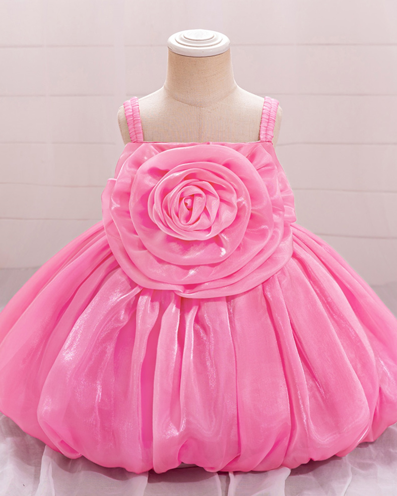🌺Pearl Blossom: Luminous Fabric Gown with Oversized 3D Floral Bud Silhouette✨