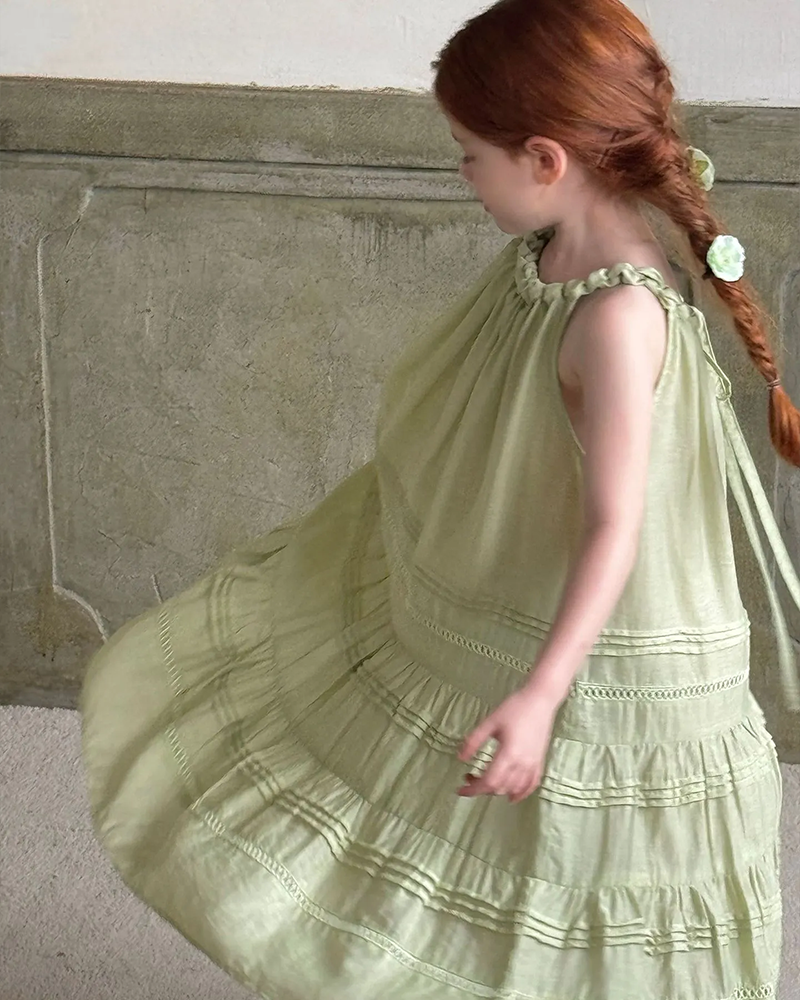 ☀️Hand-Knit Halter Dress – For Cozy Little Sunbeams☀️