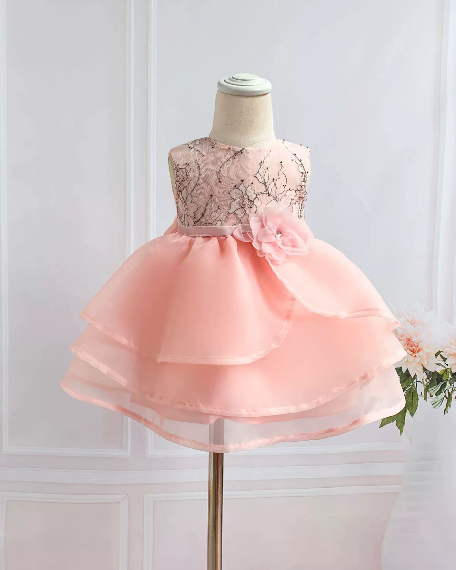 🦋Lace Petal Christening Gown – Nestled in Blooms 🌸
