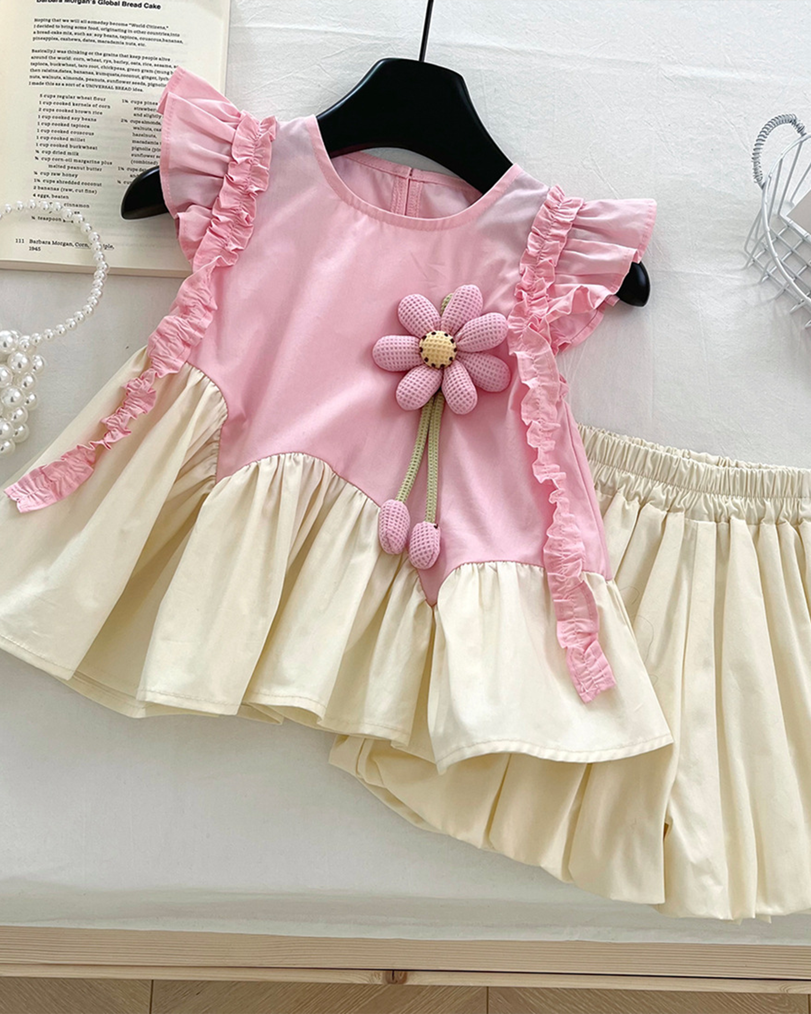 🌸 Color-Block Crop Set – Flutter Sleeve Magic 🌸
