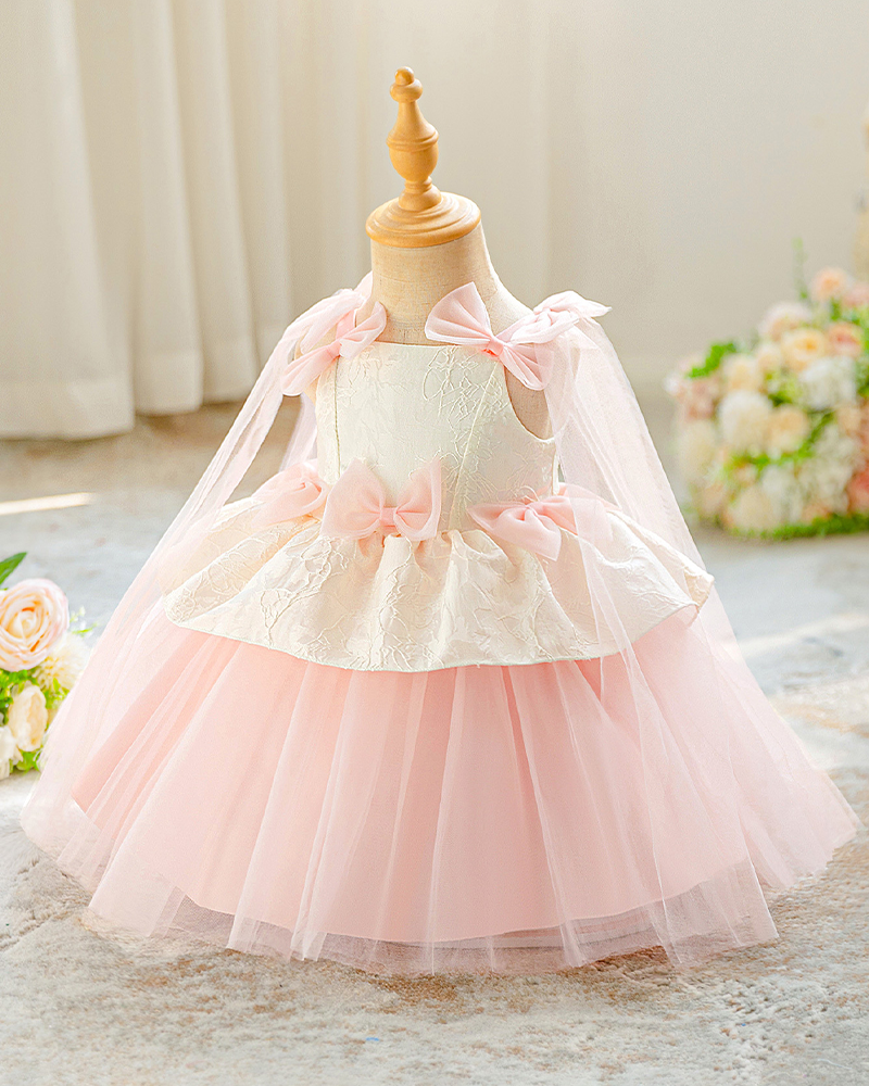 🎀Bow-Adorned Mesh Gown with Tactile Fabric Panels✨