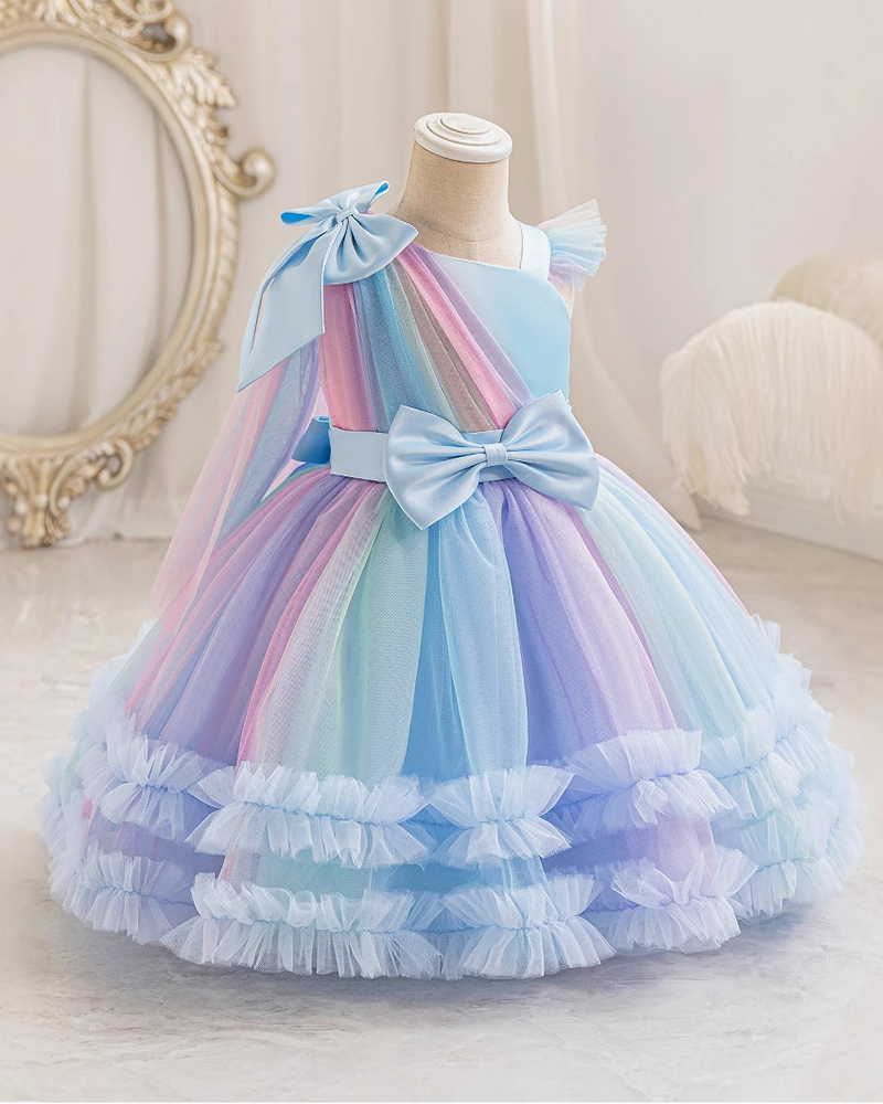 🌈Prism Princess: Ombre Tulle Gown with Color-Transition Magic✨