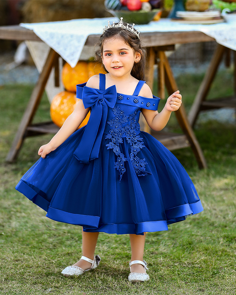 ✨Sweetheart Sparkle : Strapless Beaded Flower Girl Dress with Bow Details 🌸