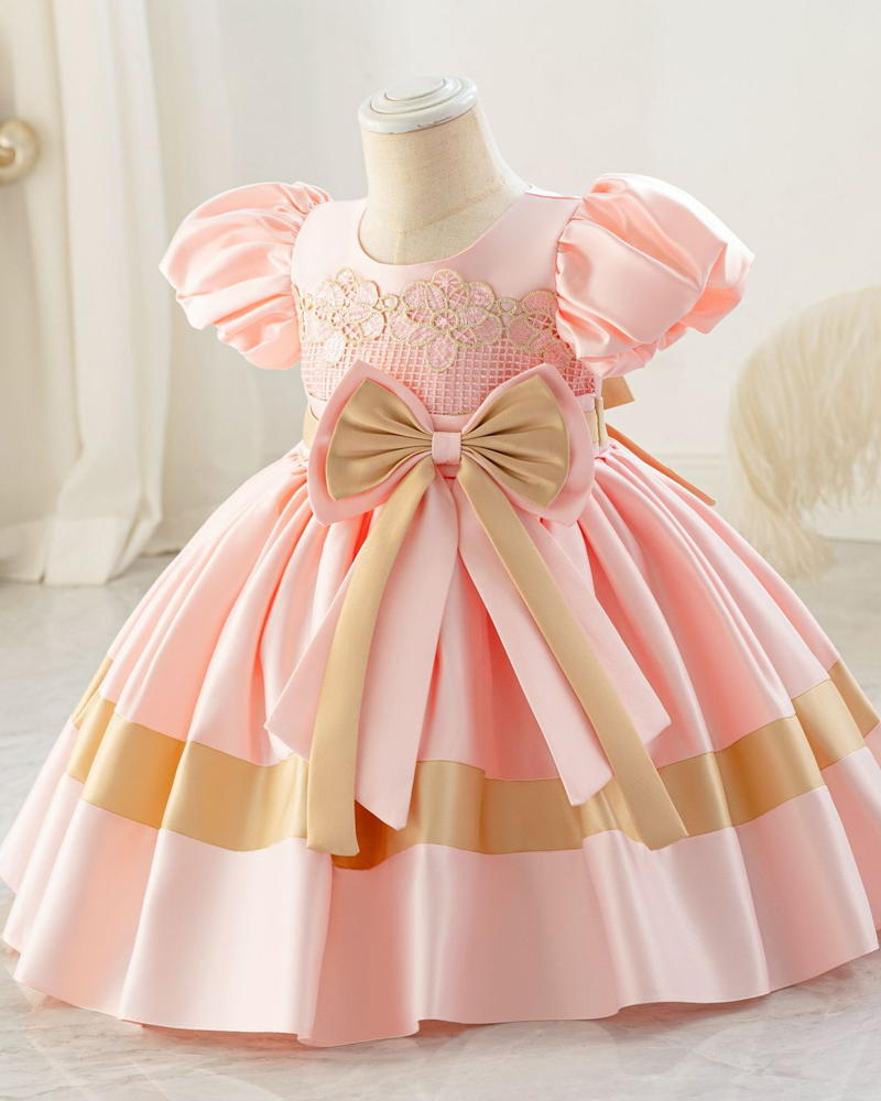 🌸Contrast Bow Princess Dress – Floral Cutout Details 🌸