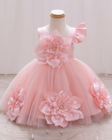 🌸Garden Opulence: Oversized Fabric Blossoms on Cloud-Like Tulle Dress 💫