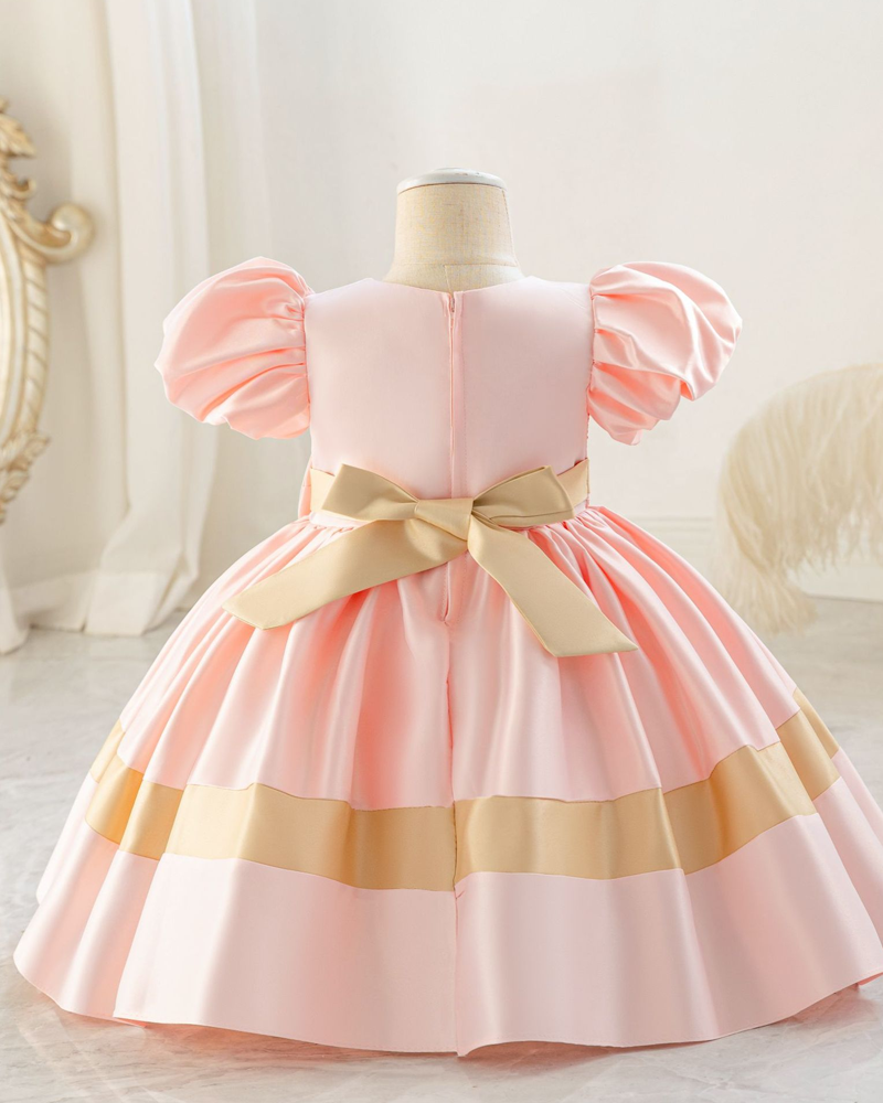 🌸Contrast Bow Princess Dress – Floral Cutout Details 🌸