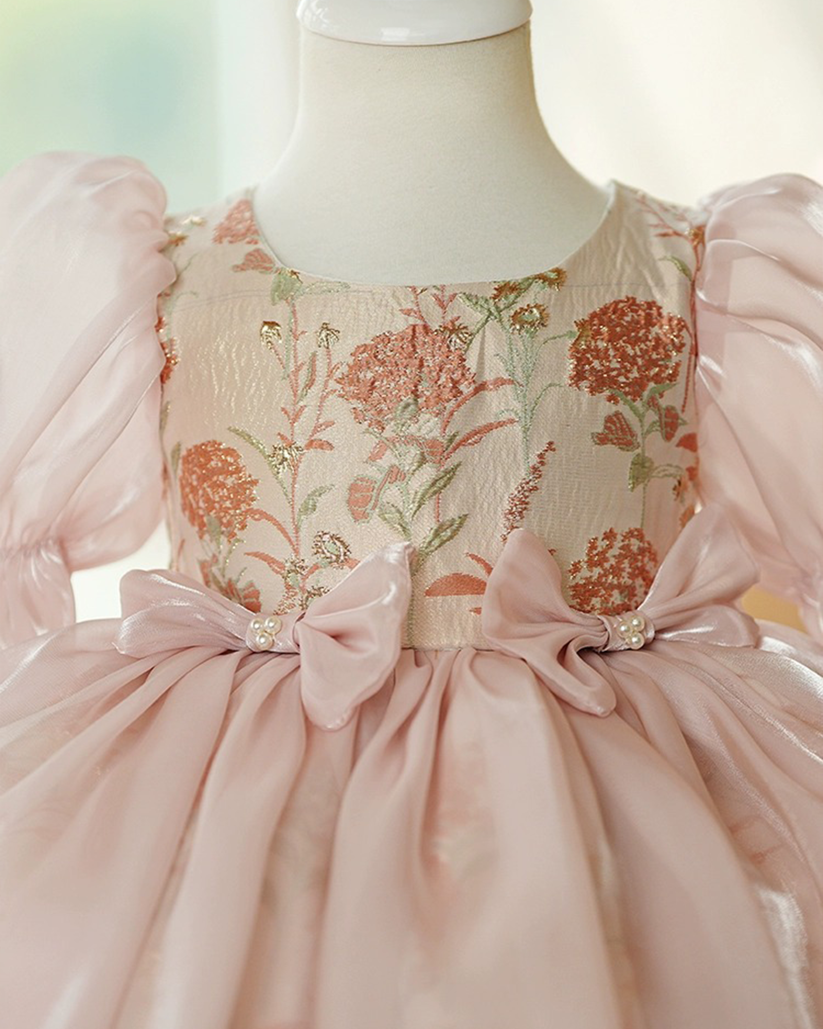 🌟Golden Bloom Party Dress – Timeless Elegance Meets Playful Charm