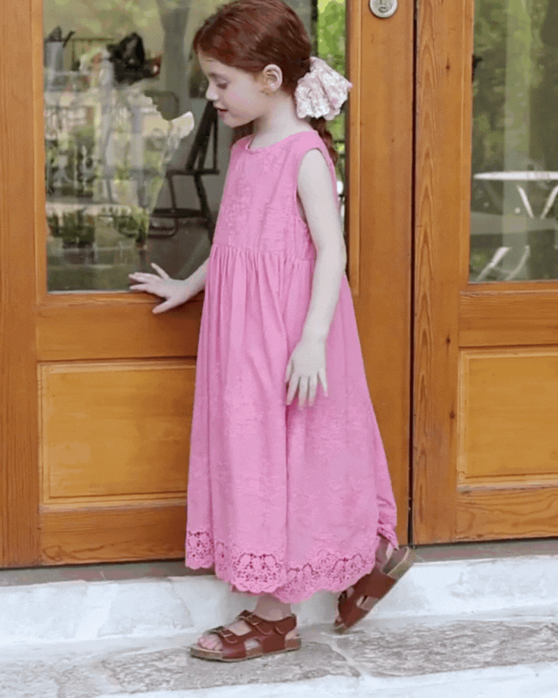 🍓 Dopamine Pink Bloom Dress – Sweet Petal Power in Every Step 🌸