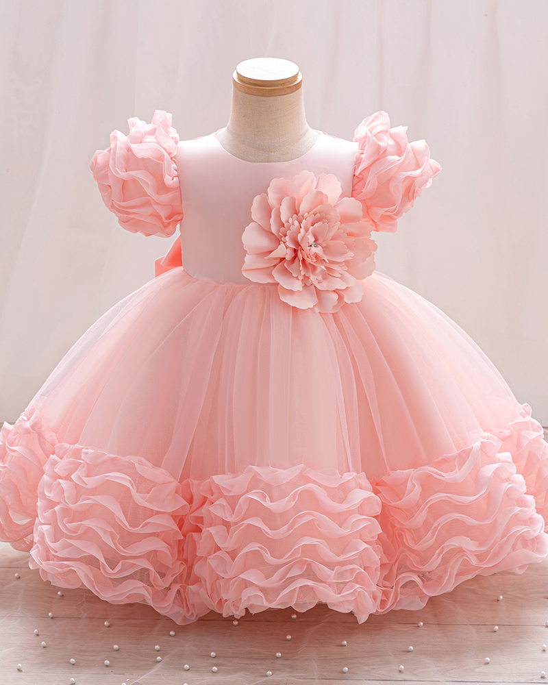 🌺Floral Cascade: 3D Bloom Gown with Wave-Seam Skirt for Showstopping Glamour" ✨