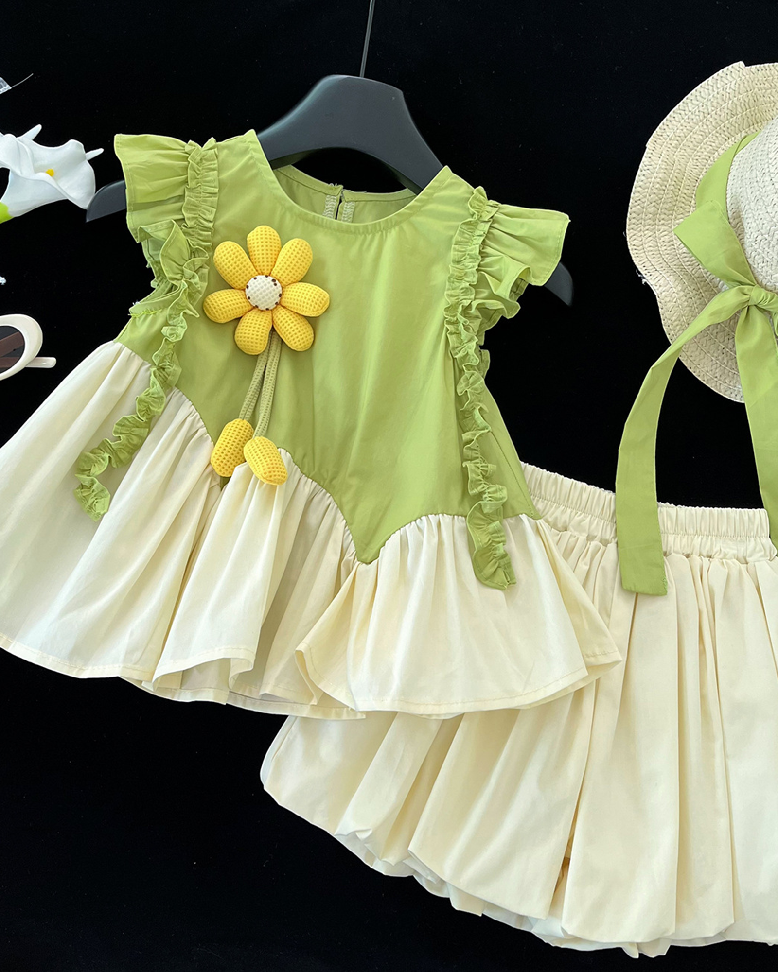 🌸 Color-Block Crop Set – Flutter Sleeve Magic 🌸