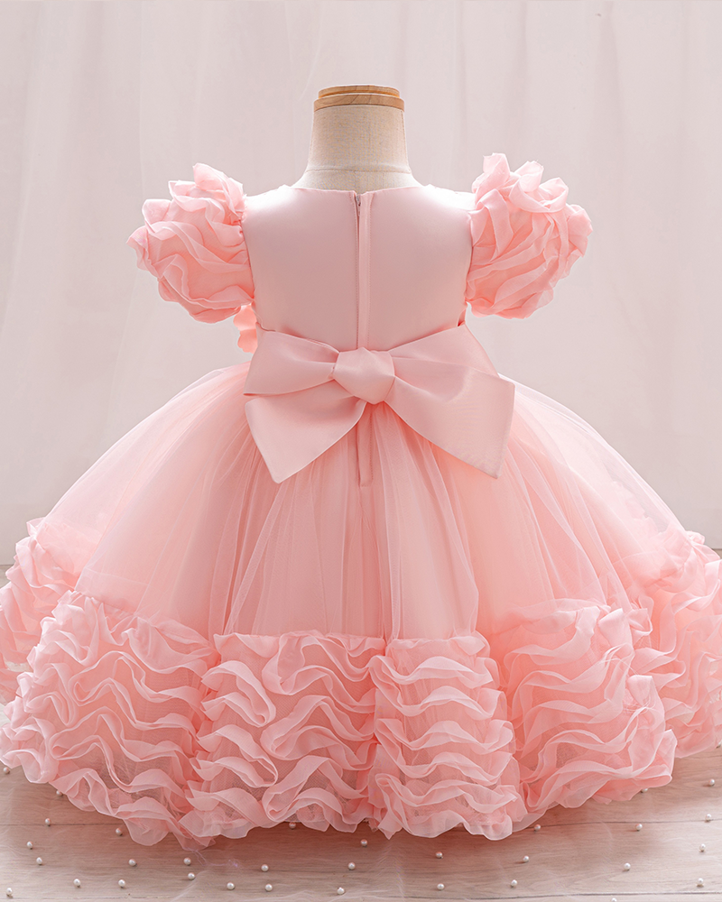 🌺Floral Cascade: 3D Bloom Gown with Wave-Seam Skirt for Showstopping Glamour" ✨