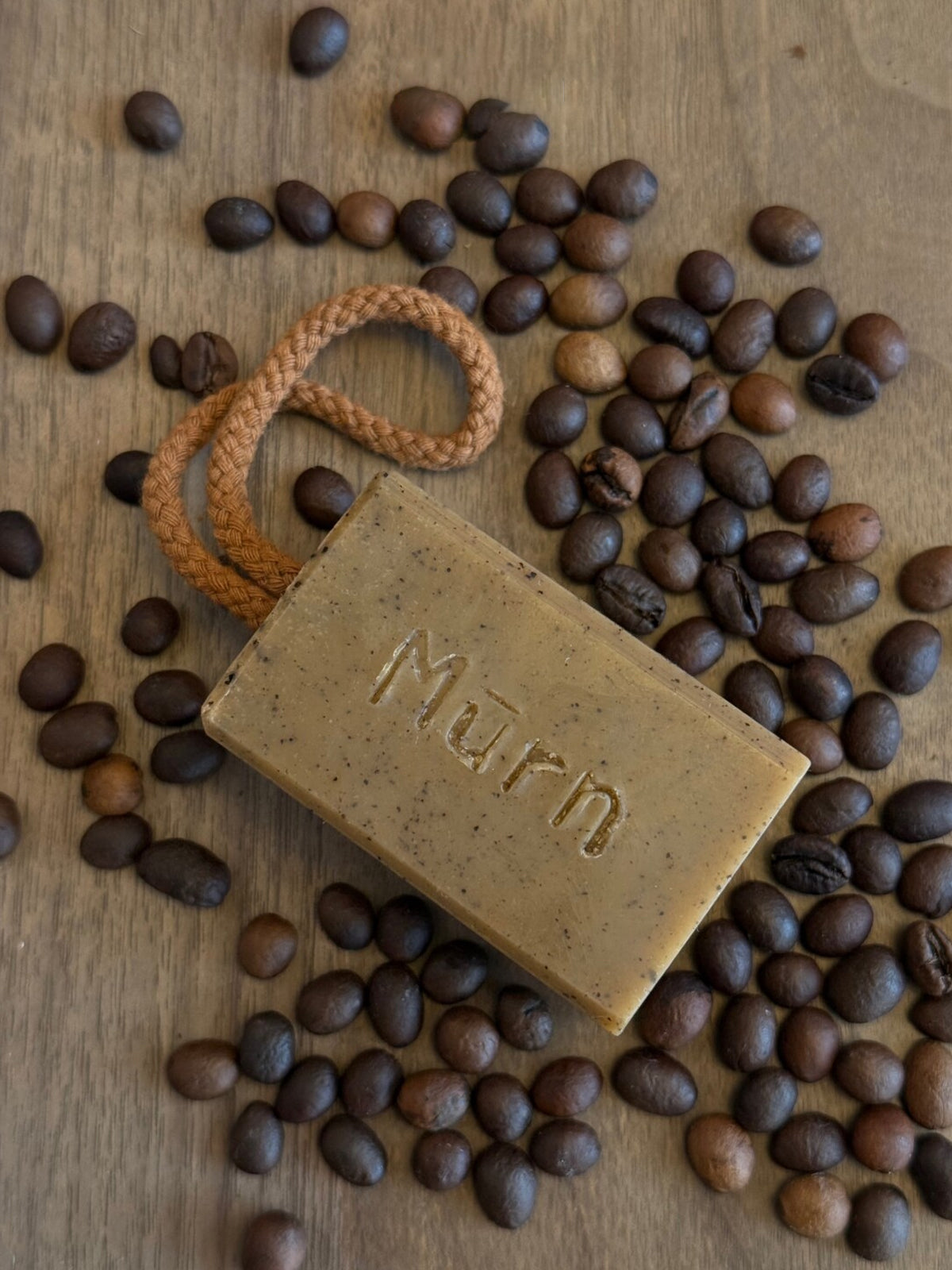 Artisan Café de l'Après-midi Lanyard Handmade Soap – Exfoliating Coffee Vitamin B5 Bath Bar (120g)
