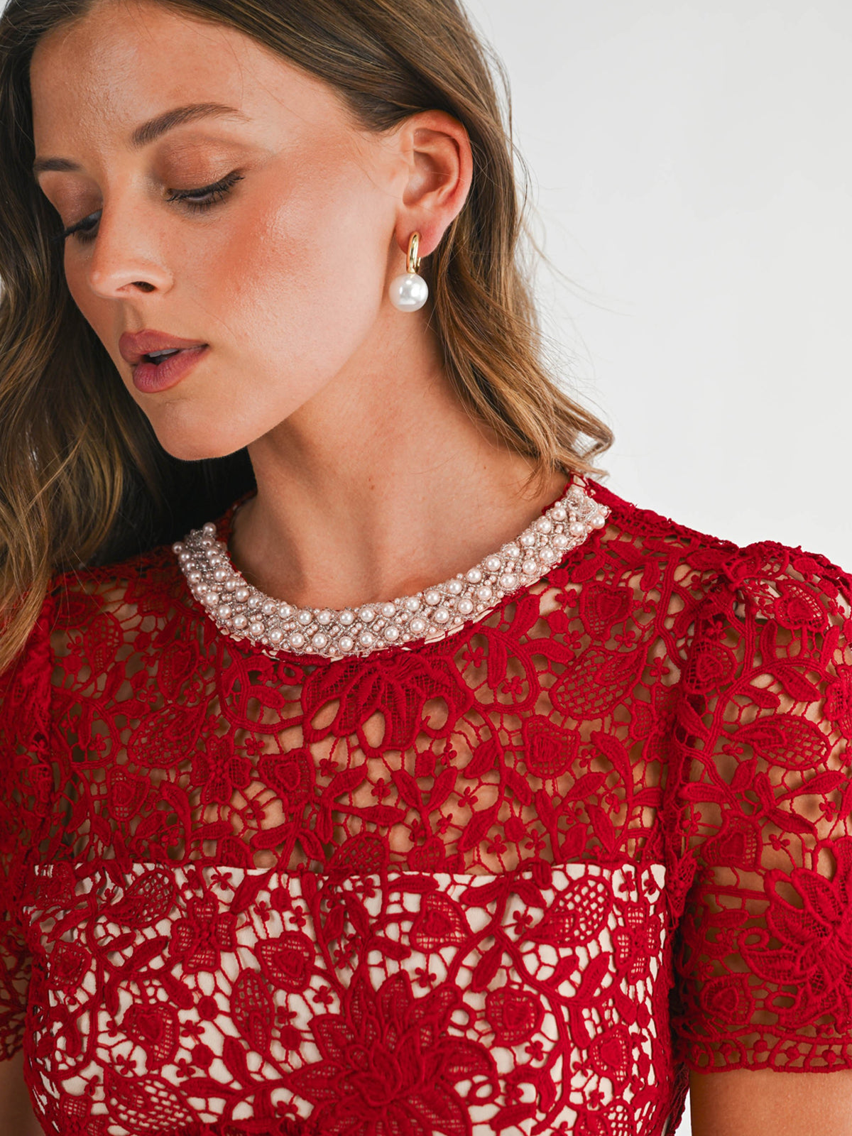 Pearl Collar Floral Lace Short Sleeve Tiered A-Line Mini Dress